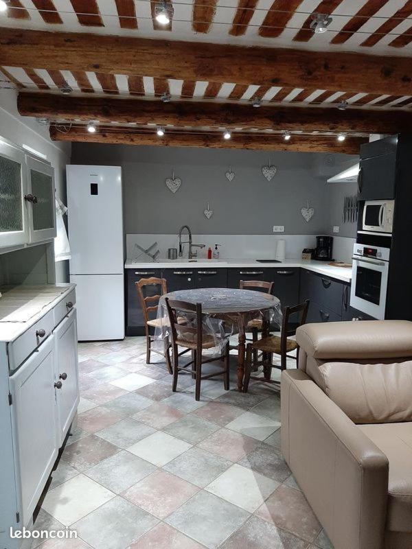 Gite Au Coeur Du Luberon Goult Buitenkant foto